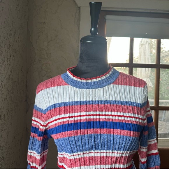 🦋 H&M Striped Red, White & Blue Crew Neck Fitted 3/4 Sleeve Cropped Sweater - Picture 3 of 10